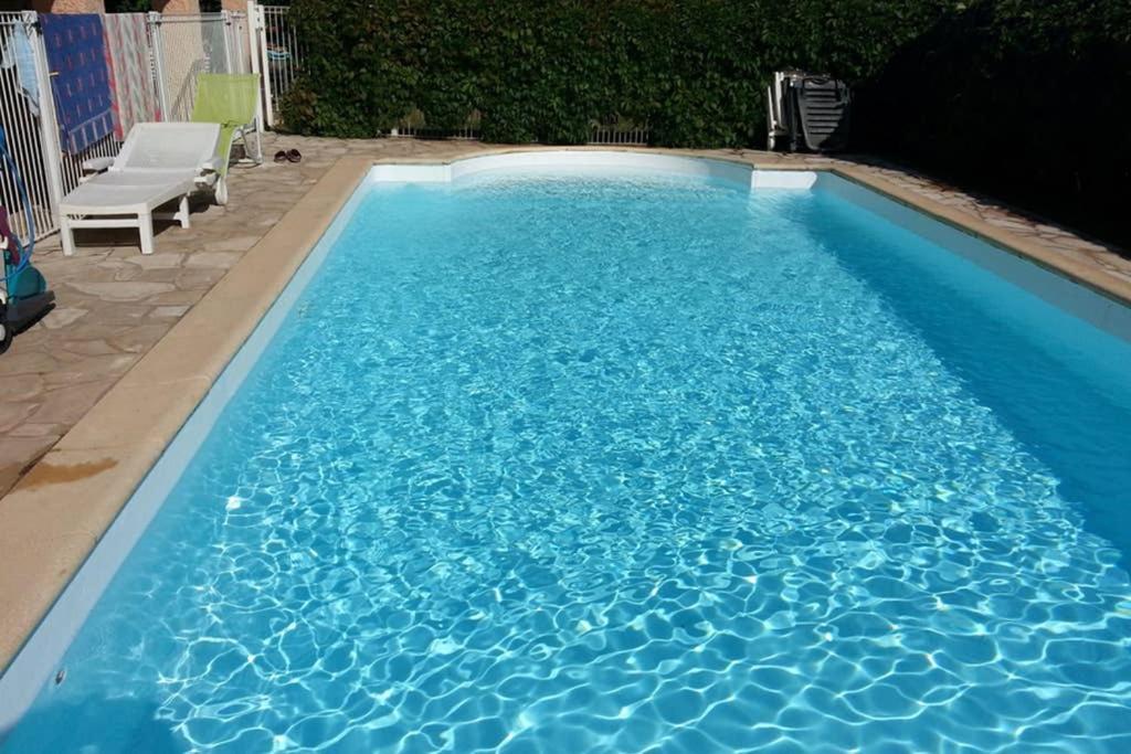 Un Charmant Logement Aigues-Mortes Exterior foto